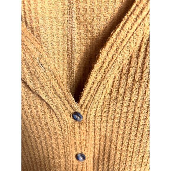 Urban outfitters out from under mustard colored button up thermal - Picture 4 of 10